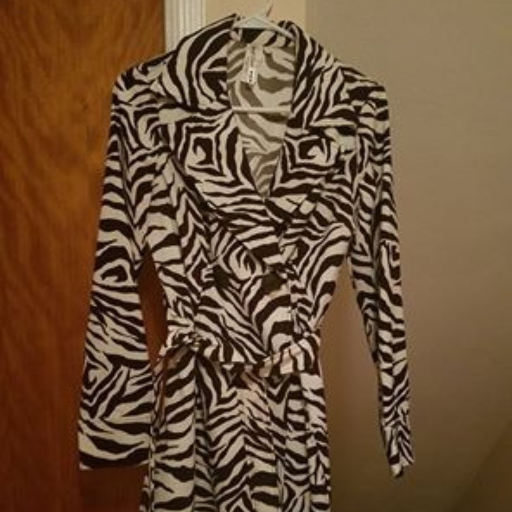 Women's stylish light jacket; print